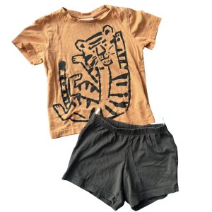 Pyjama mit süssem Tiger